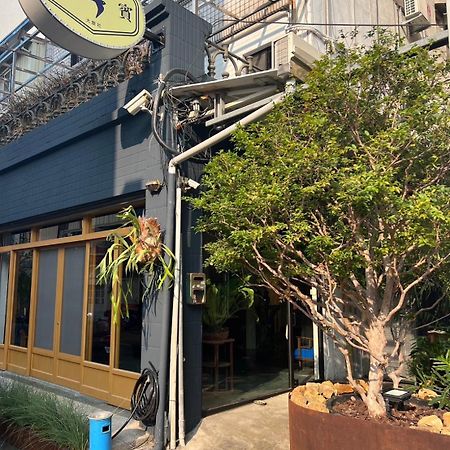 Yan Bin Hotel 타이난 외부 사진